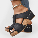 Comfortable Heeled Sandals with Fastening