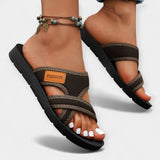 Summer sandals with mesh